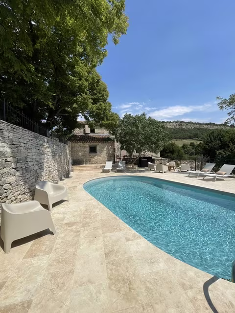 Le Presbytère · piscine — Mas d’Âme