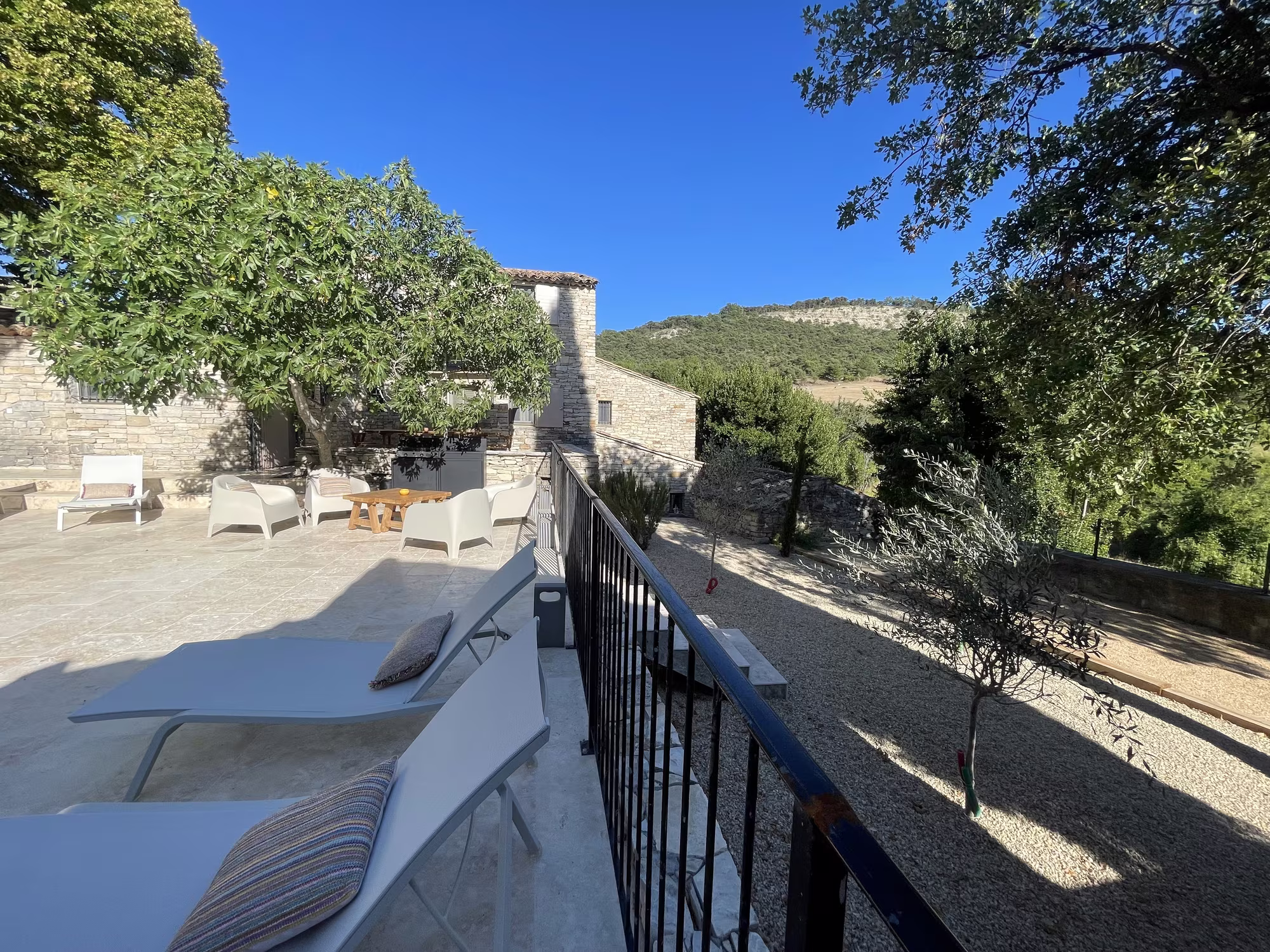 Le Presbytère · piscine — Mas d’Âme