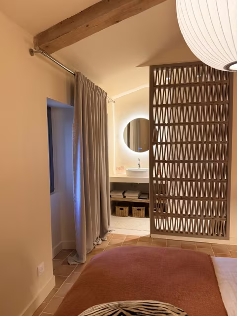 Le Presbytère · salle de bains — Mas d’Âme