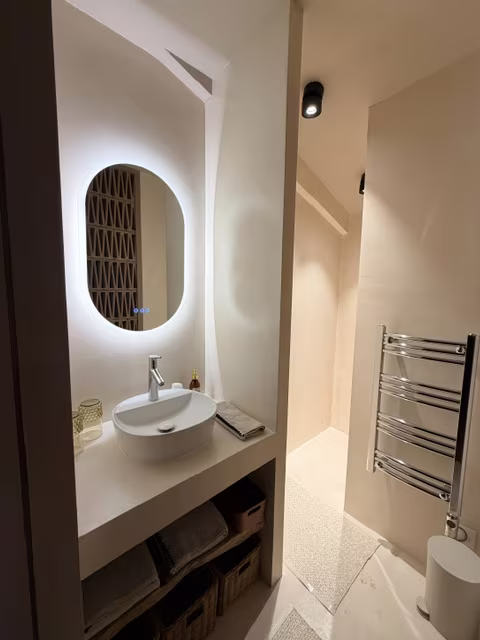 Le Presbytère · salle de bains — Mas d’Âme